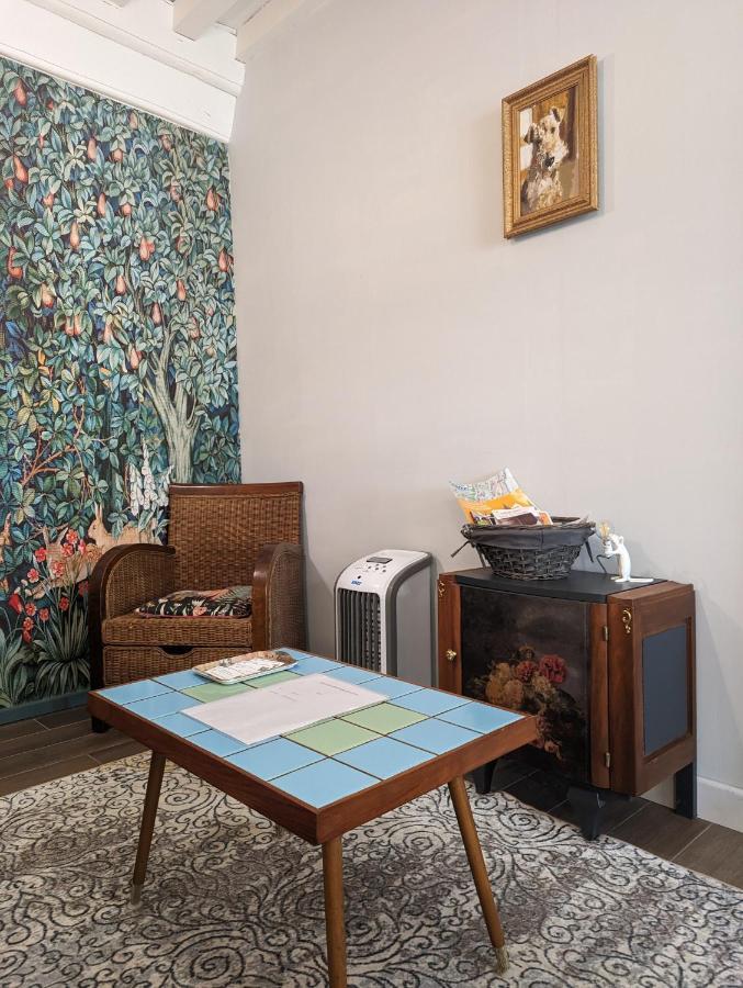 Chez Nick Et Martine Suite Privative Palinges Экстерьер фото
